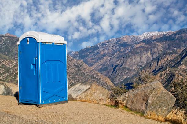 Best Porta potty rental near me  in Riverview, MO